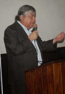 Armando Campos Linares denuncia a comisión Vargas Llosa