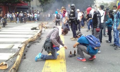 manifestantes_violentos_0